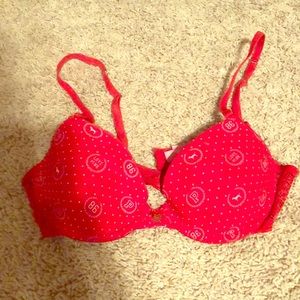 VS Pink t shirt bra with red lace
